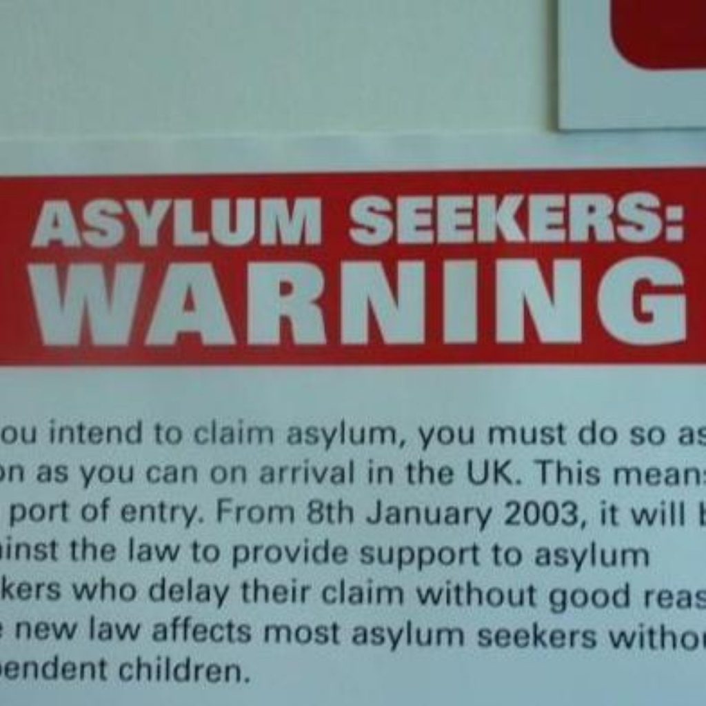 Asylum seeker policy is 'failing'