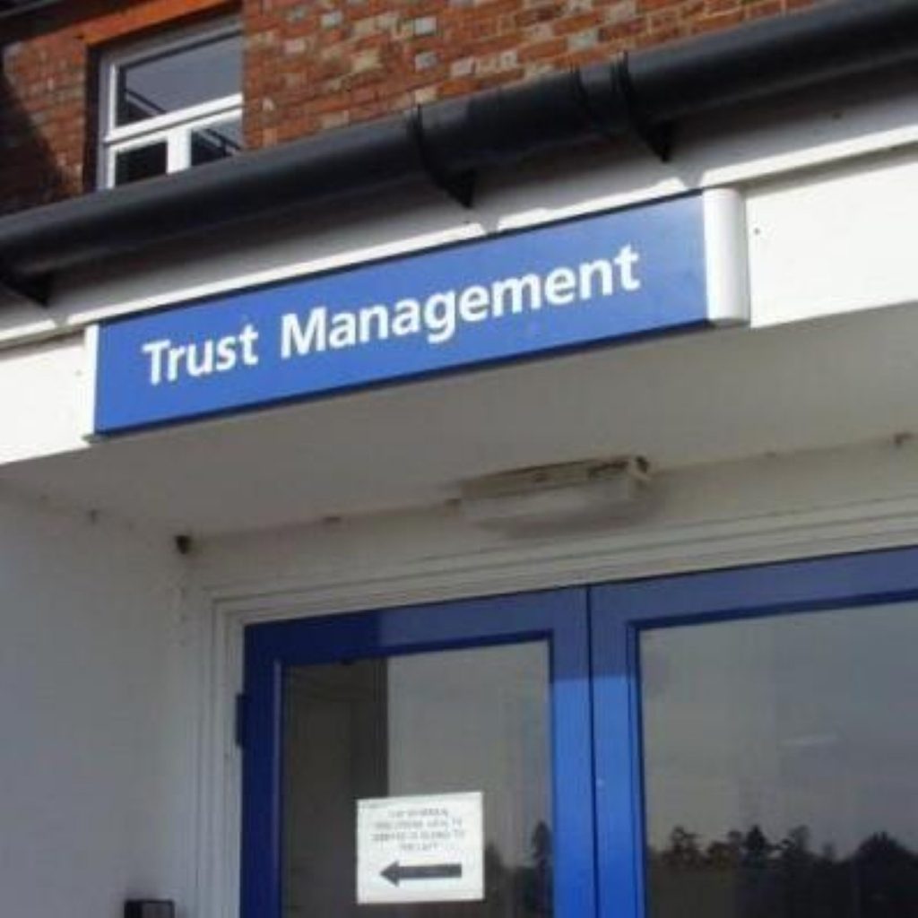 Failing trust managers could be replaced by private ones