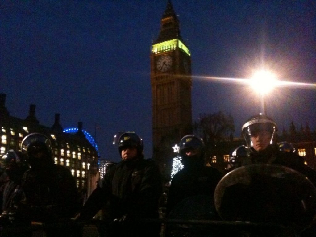 Police defend parliament as Commons vote approaches