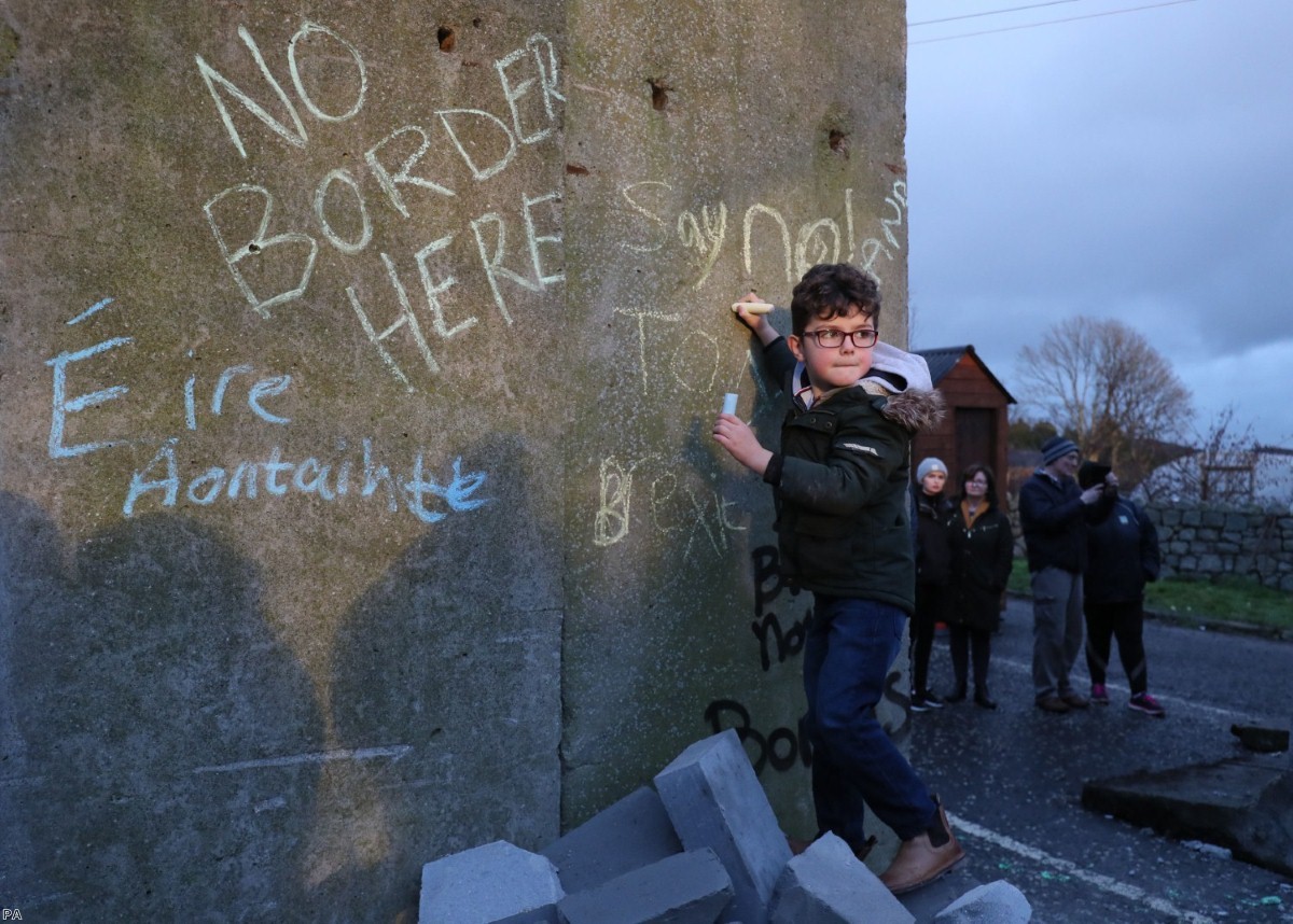 Irish border: Disaster beckons despite last-gasp plan to avoid checks