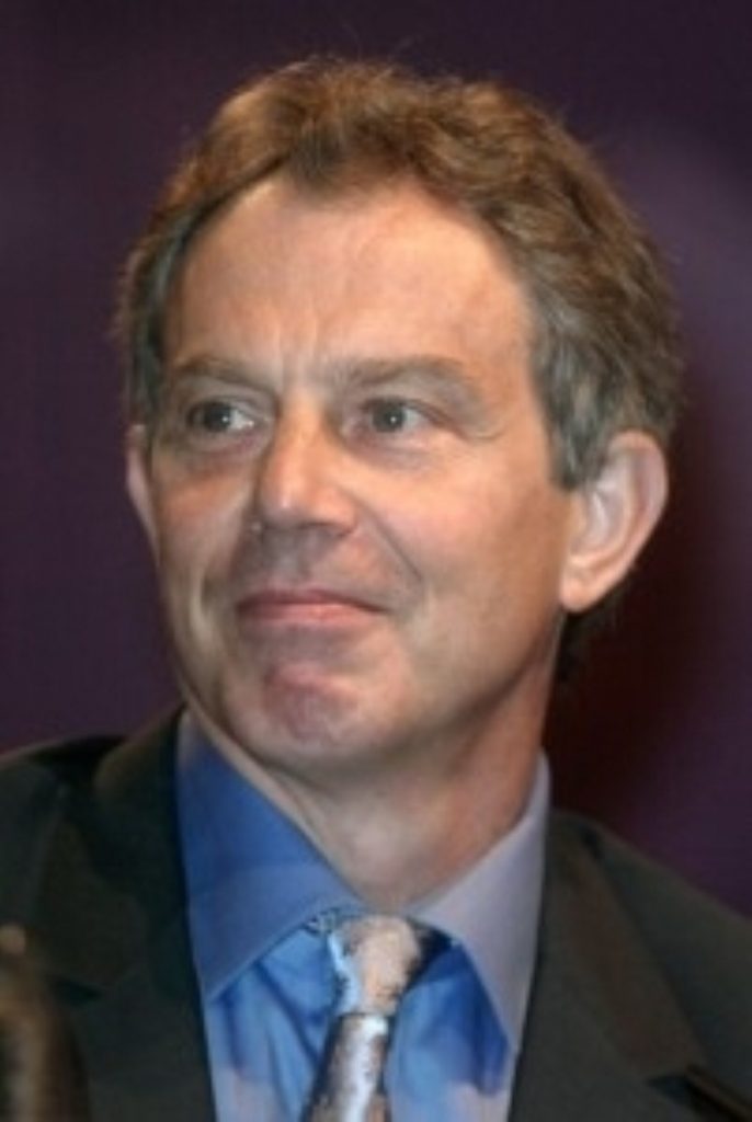 Blair insists ministers aren't behind leaks