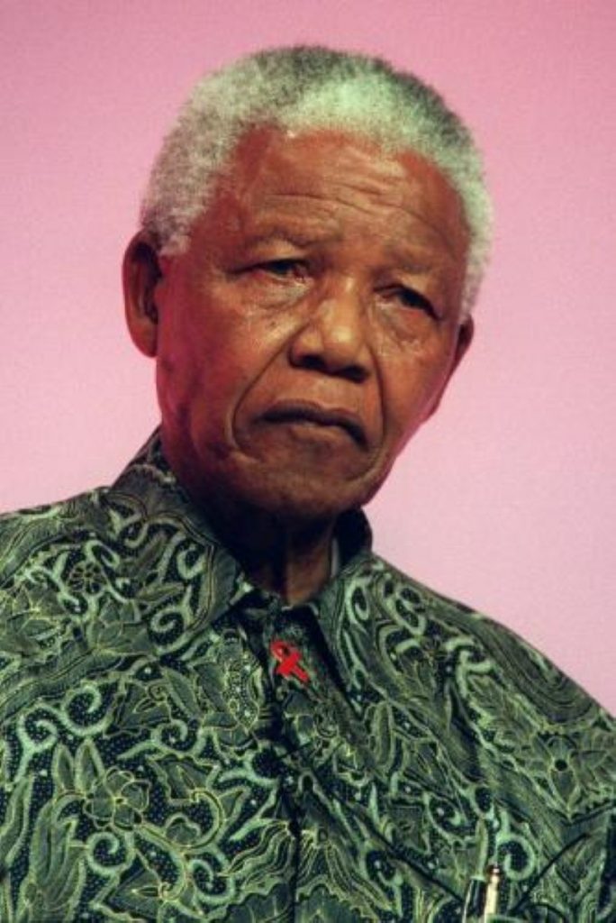 Mandela to unveil Parliament Sq statue