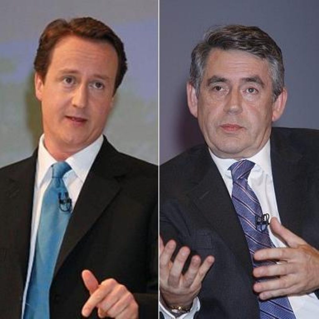 David Cameron continues to hold the poll advantage over Gordon Brown