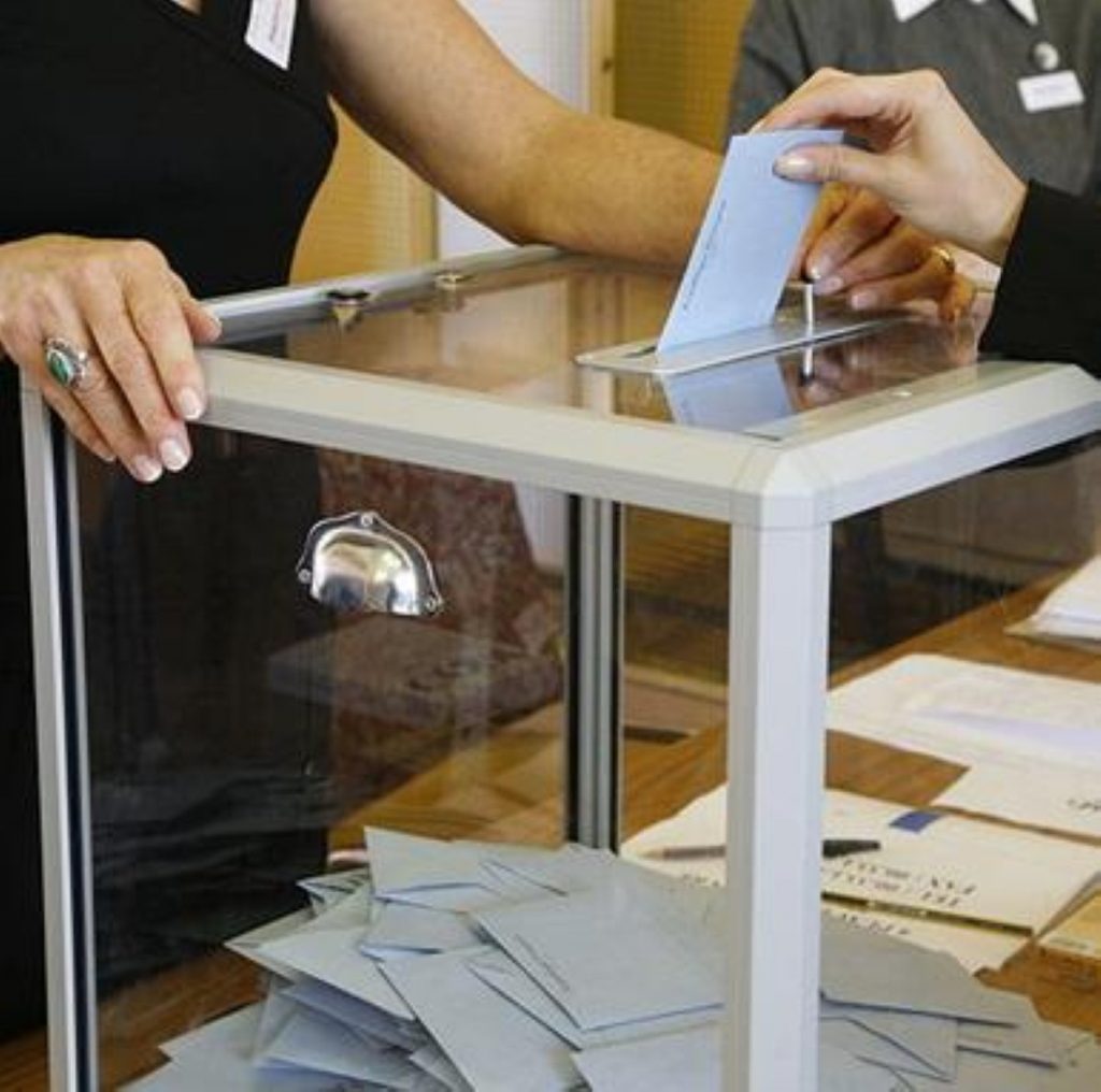 UK voters use first-past-the-post system