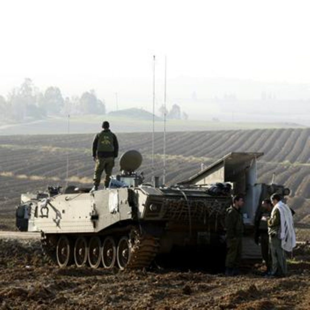 The Israeli army moves into the Gaza Strip