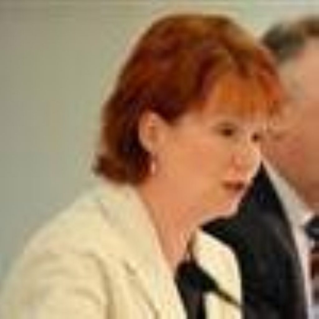 Hazel Blears launches attack on government in article