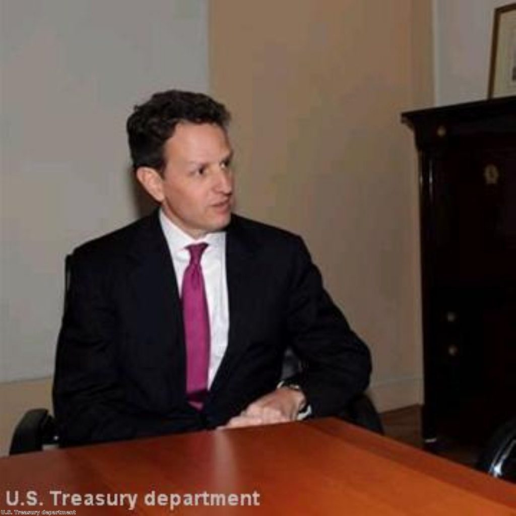 Geithner: Eurozone crisis threatens to engulf globe