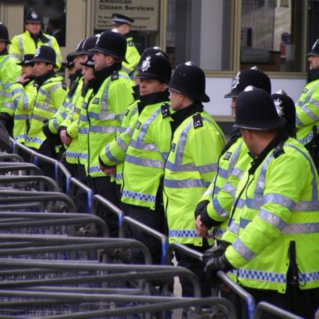 Police in preparation for march