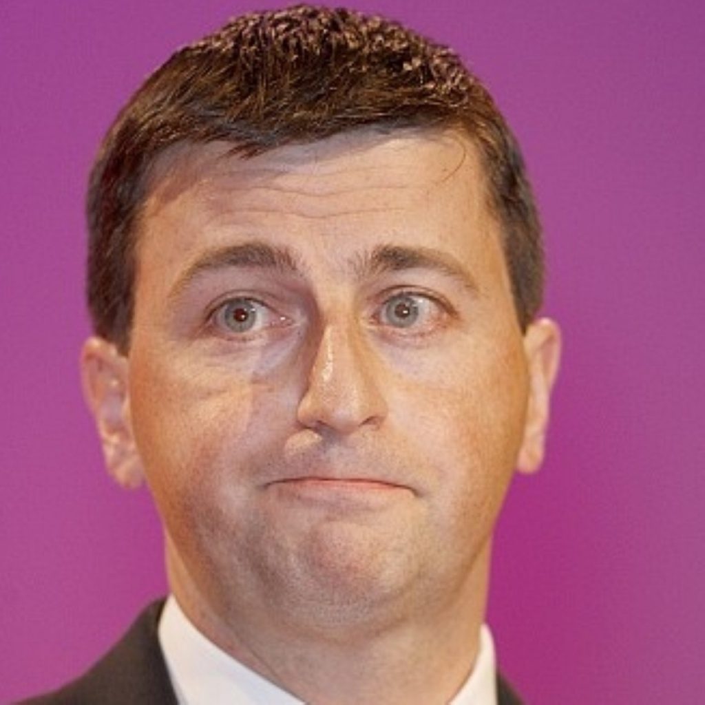 Douglas Alexander wants Brown to address country, not conference