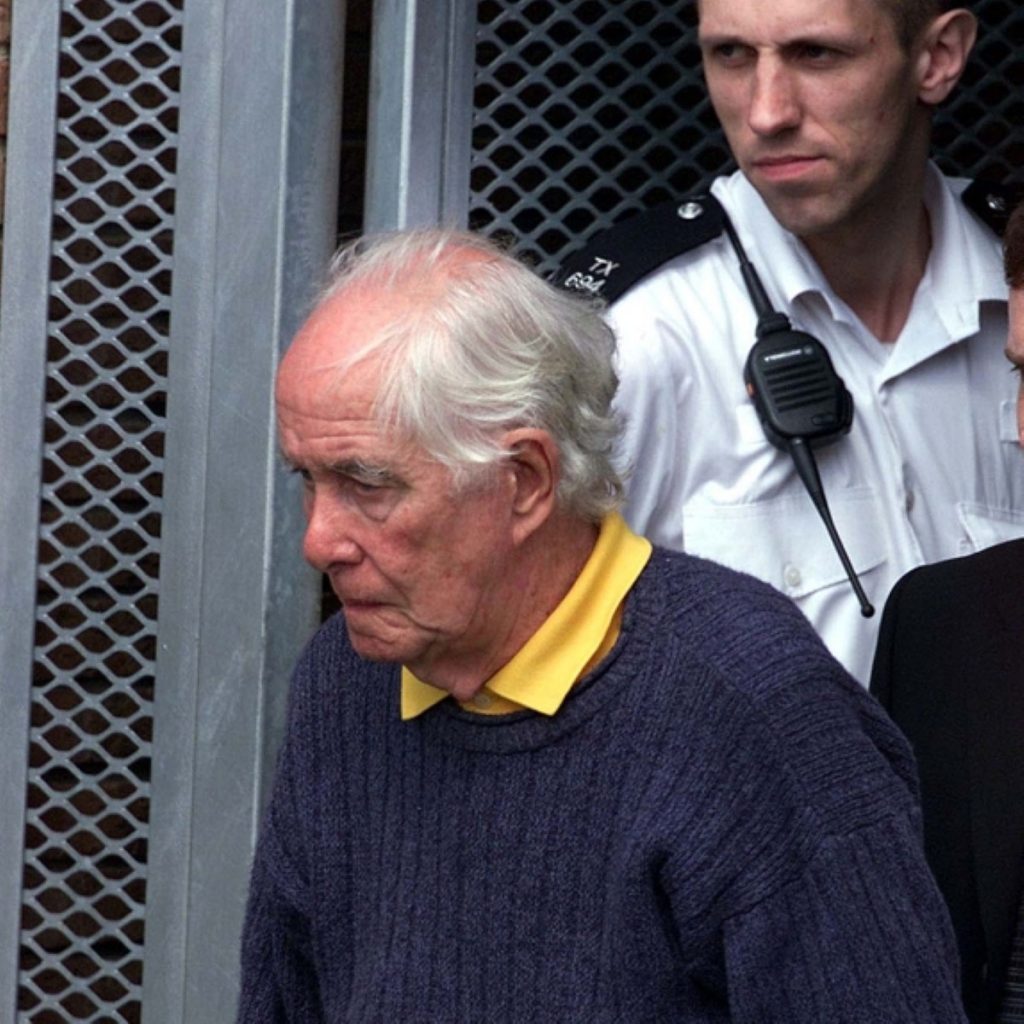 Jack Straw has granted compassionate release for train robber Ronnie Biggs