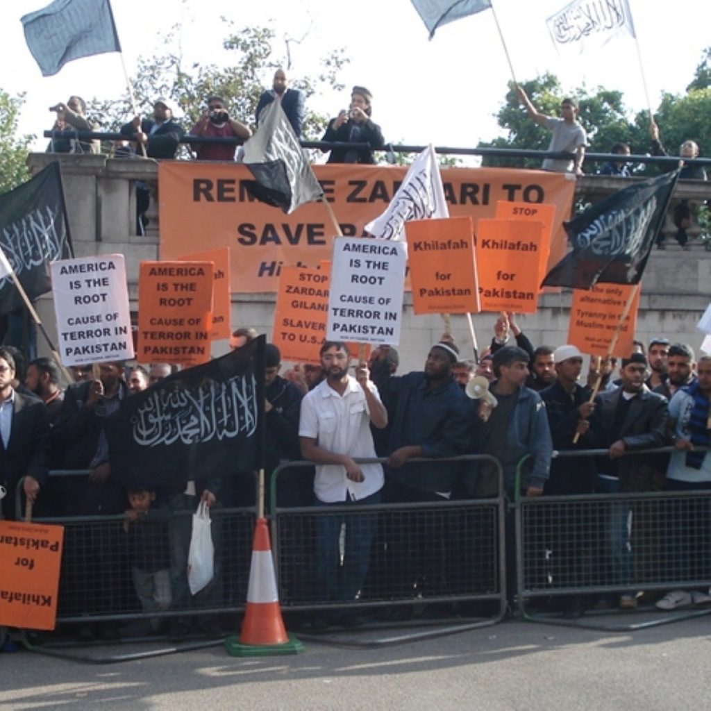 Anti-Zardari protestors demonstrate in central London